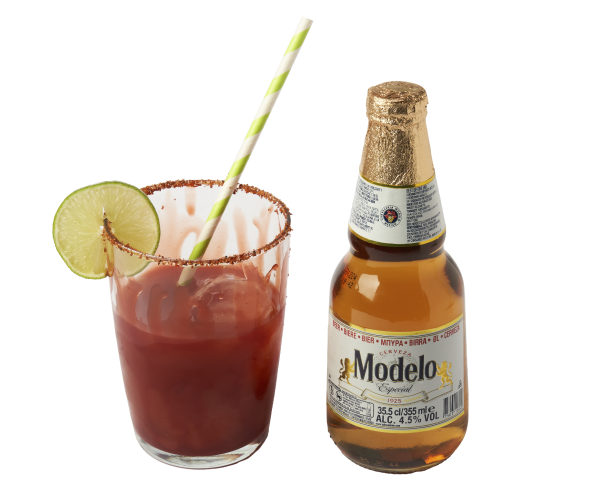 Michelada cerveza modelo